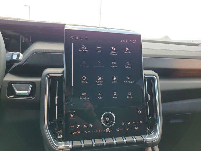 New 2026 GMC Yukon Denali AWD/4WD image 14
