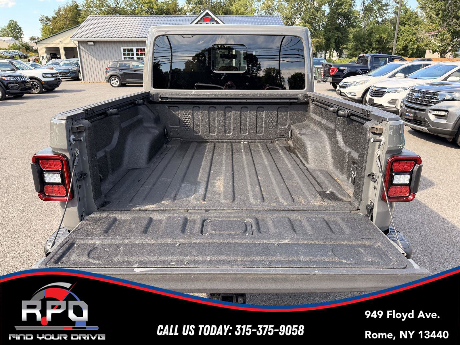Used 2020 Jeep Gladiator Rubicon AWD/4WD image 32