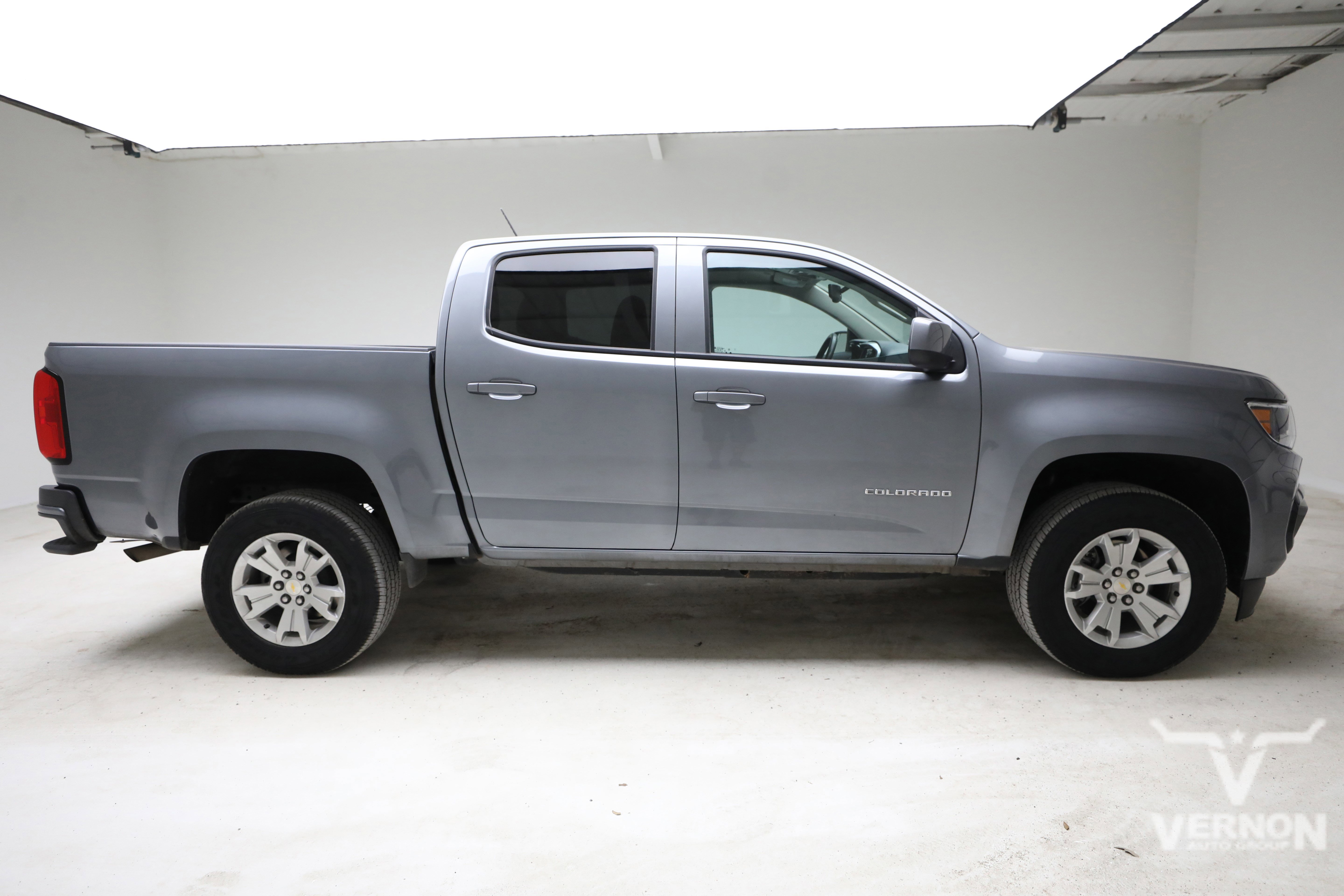 Used 2022 Chevrolet Colorado LT RWD image 6
