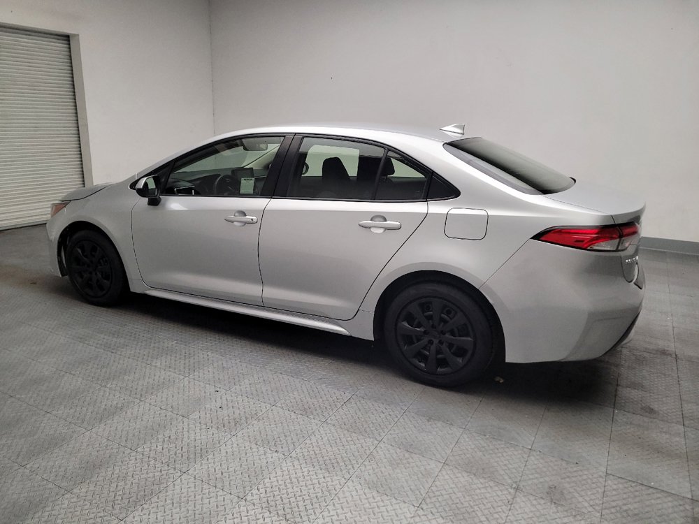 Used 2022 Toyota Corolla LE w/ Carpet Mat Package (TMS) FWD image 3