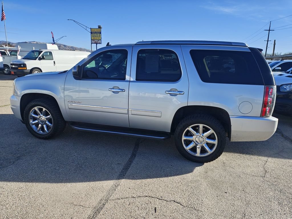 Used 2014 GMC Yukon Denali AWD/4WD image 1