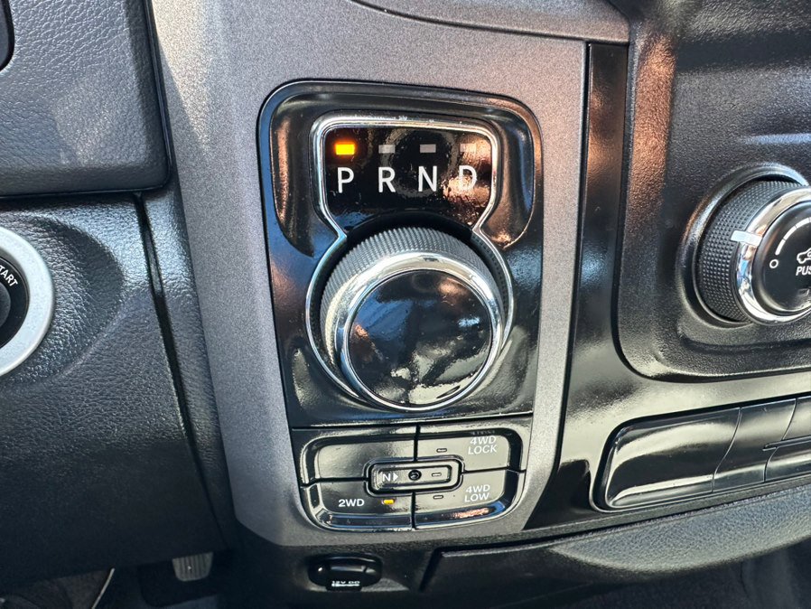 Used 2018 RAM 1500 Express AWD/4WD image 20