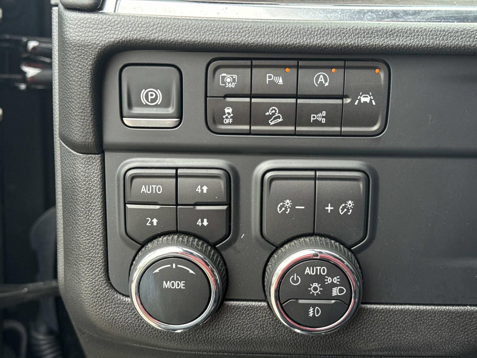 Used 2025 Chevrolet Tahoe Z71 AWD/4WD image 22