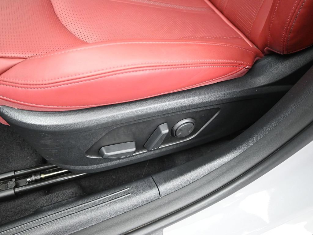 Used 2025 Kia K5 GT-Line w/ GT-Line Premium Package image 16