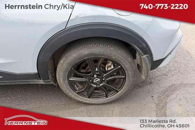 Used 2024 Nissan Kicks SR w/ SR Premium Package FWD image 20