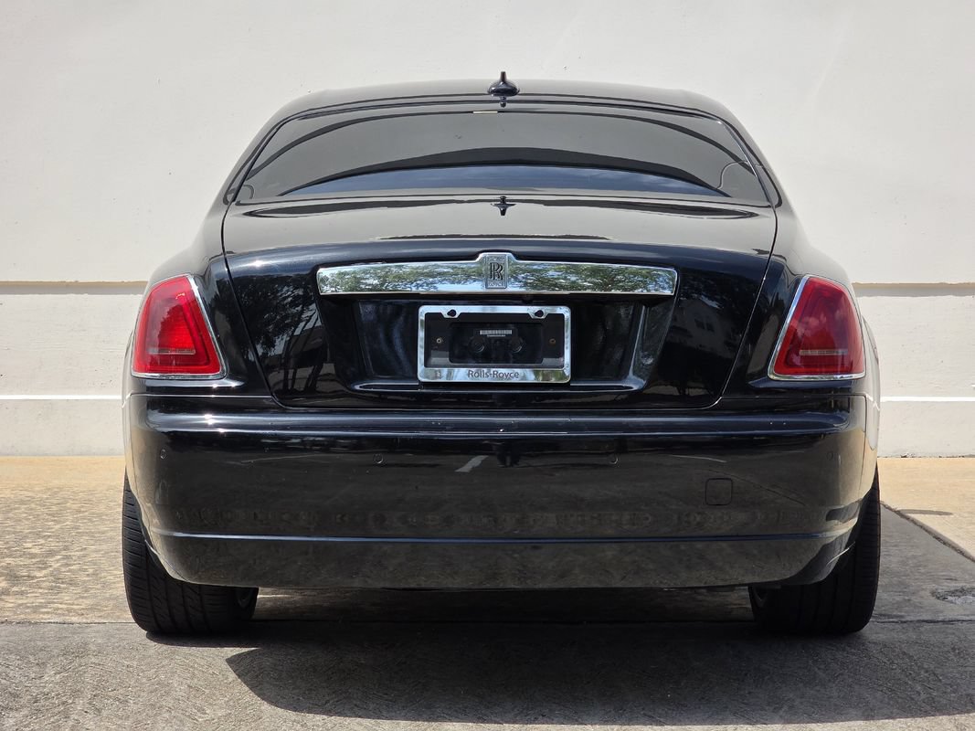 Used 2016 Rolls-Royce Ghost RWD image 5