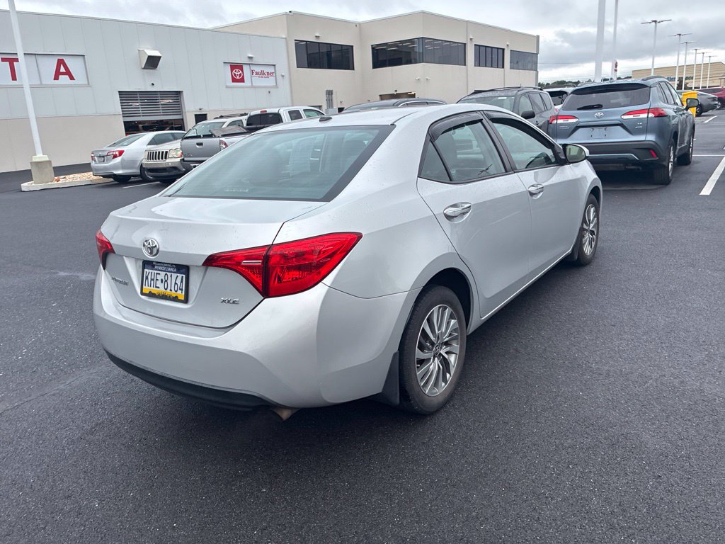 Used 2017 Toyota Corolla XLE w/ Carpet Mat Package (TMS) FWD image 10