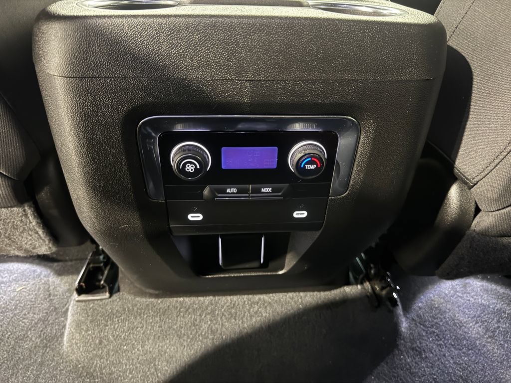 Used 2023 Chevrolet Tahoe LS AWD/4WD image 38