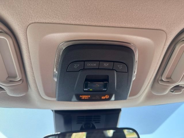 Used 2026 Toyota Corolla LE FWD image 34