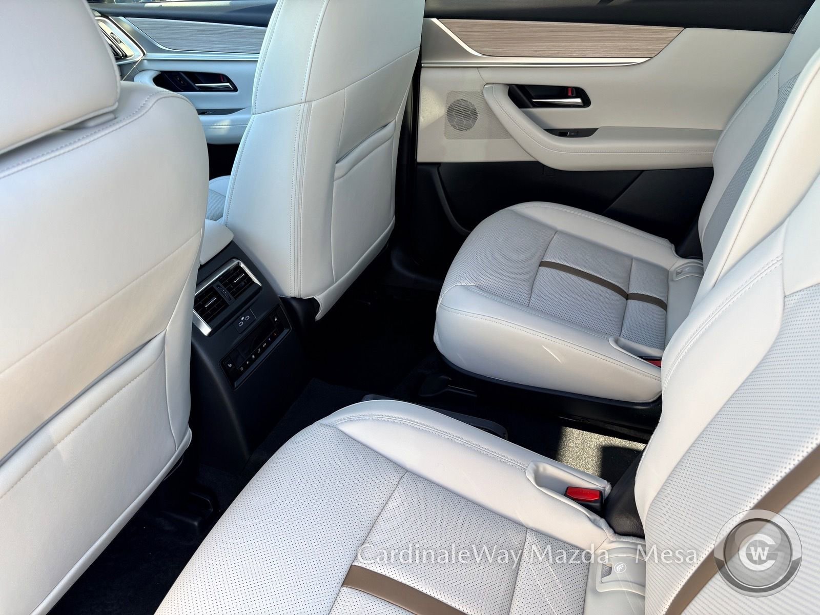 New 2026 MAZDA CX-90 Plug-In Hybrid w/ Premium Plus image 18