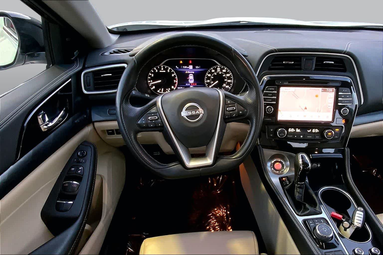 Used 2023 Nissan Maxima Platinum w/ Sport Mat Group FWD image 7