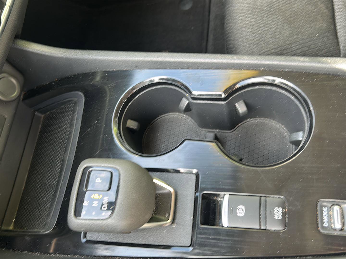 Used 2024 Nissan Rogue SV FWD image 15