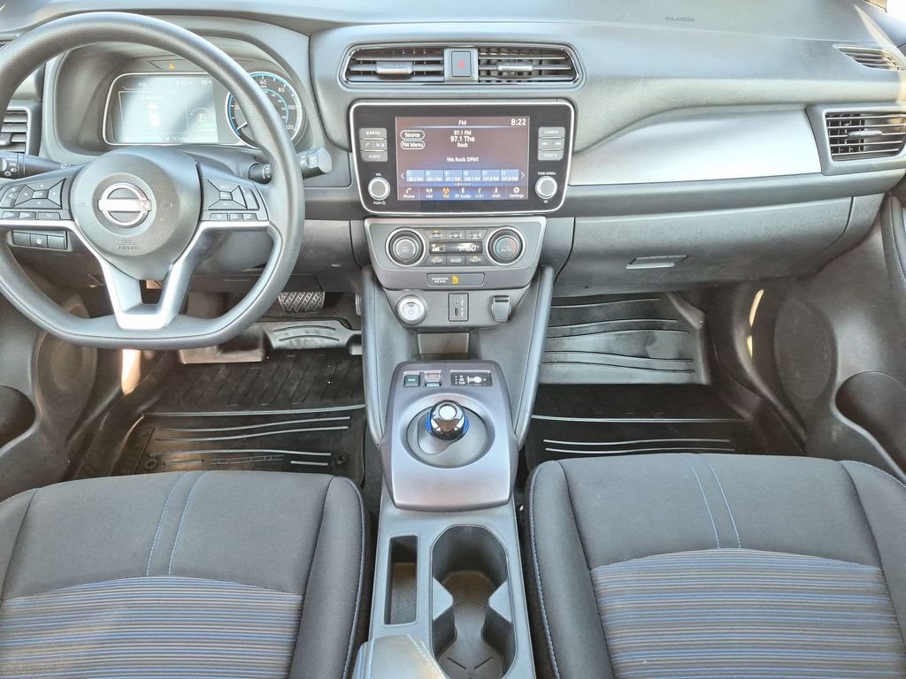 Certified 2025 Nissan Leaf S FWD image 31