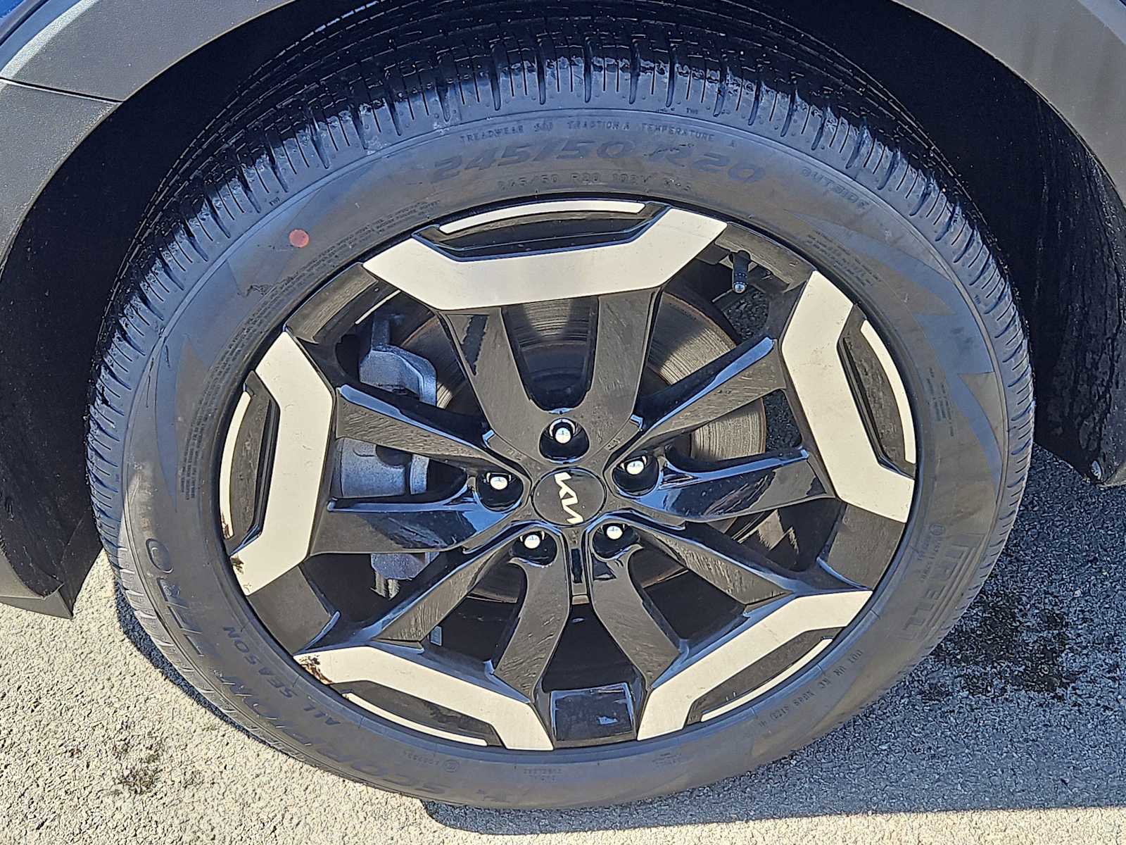 Certified 2023 Kia Telluride S w/ S Sunroof Package image 7