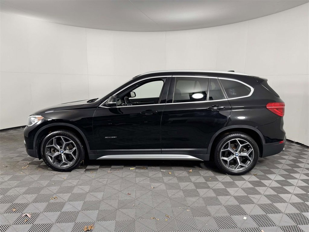 Used 2018 BMW X1 xDrive28i image 11