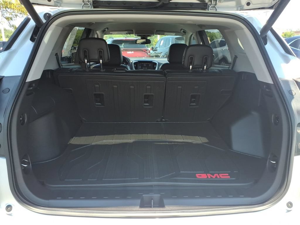 Certified 2020 GMC Terrain SLT w/ Preferred Package AWD/4WD image 11
