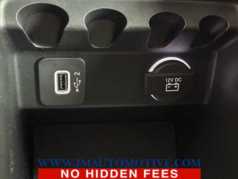 Used 2020 Jeep Cherokee Limited image 39