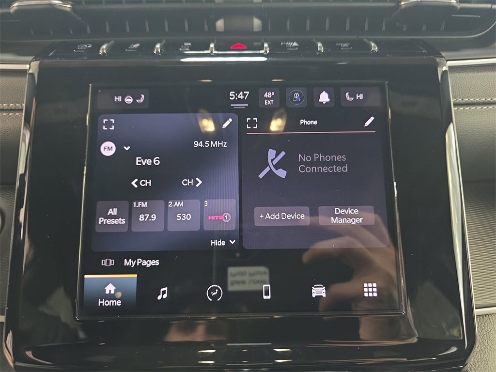 Used 2024 Jeep Grand Cherokee Altitude image 21