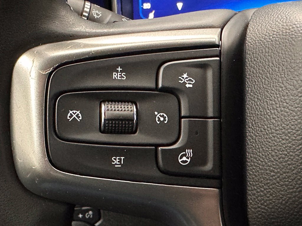 Used 2023 Chevrolet Silverado 1500 LT AWD/4WD image 11