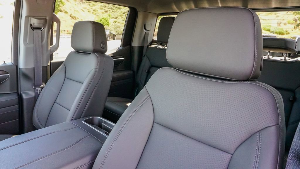 New 2026 GMC Sierra 1500 SLT w/ SLT Convenience Package image 15