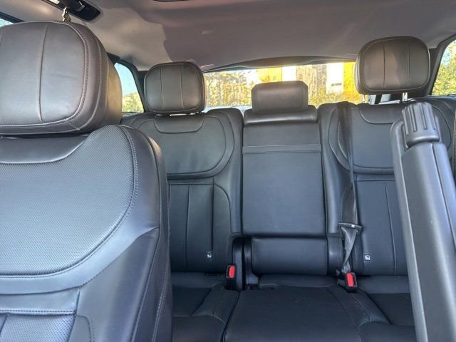 Used 2023 Land Rover Range Rover Sport SE image 21