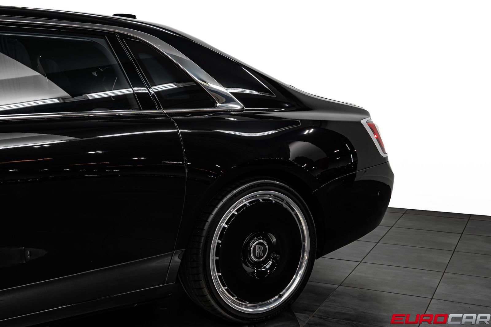 Used 2021 Rolls-Royce Ghost Extended Wheelbase AWD/4WD image 16