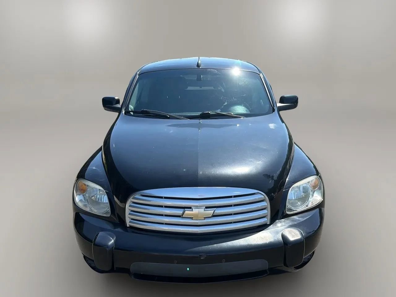 Used 2010 Chevrolet HHR LT image 2