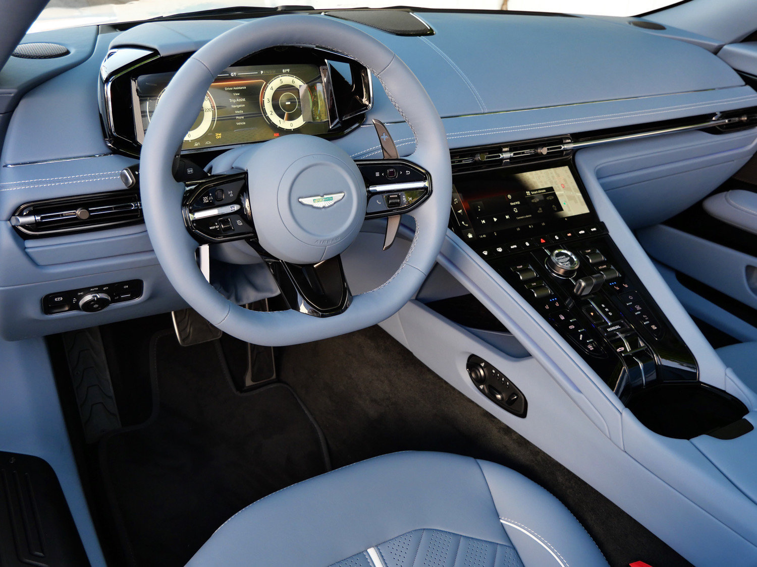 New 2026 Aston Martin DB12 Convertible RWD image 3
