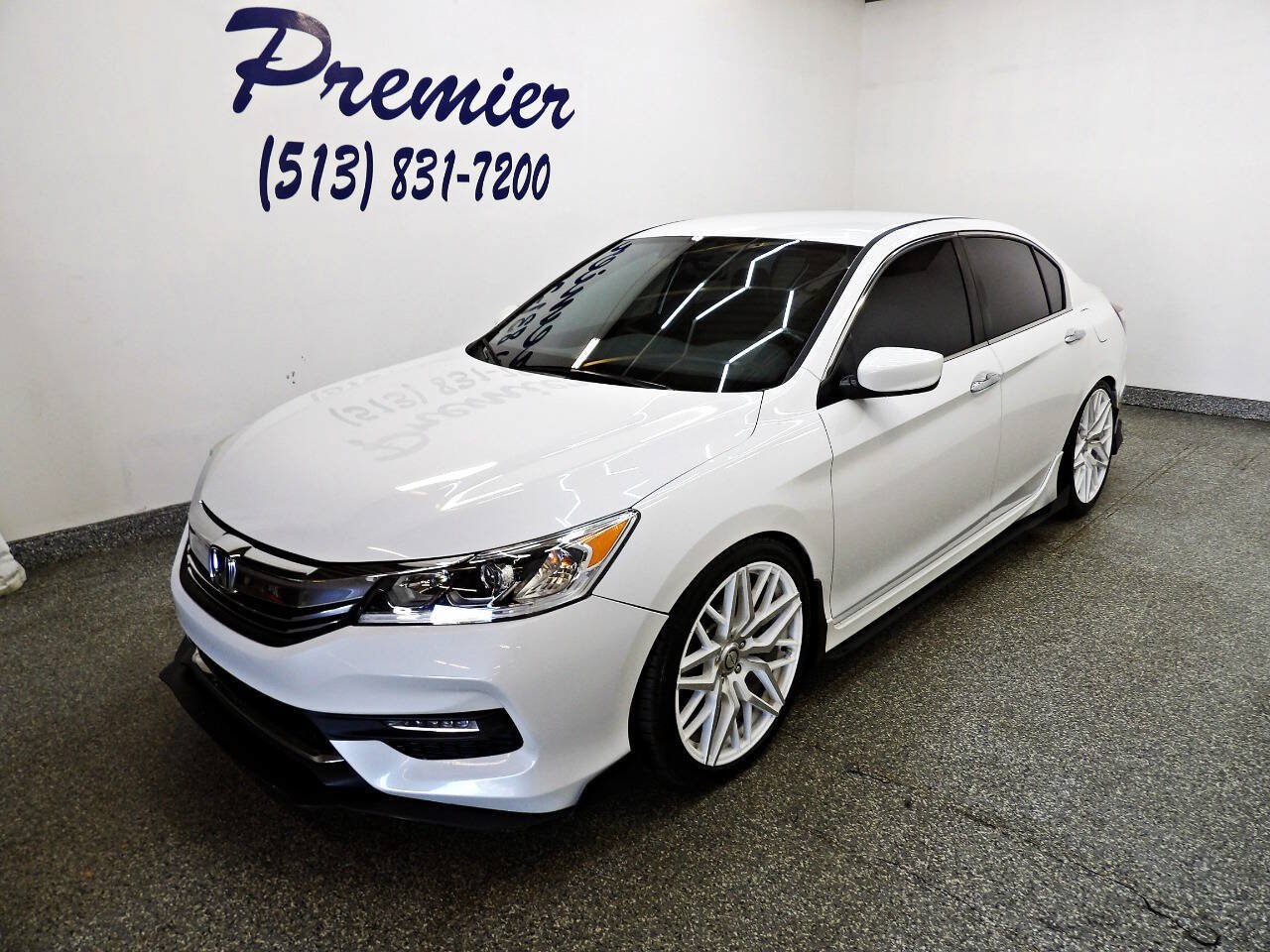 Used 2017 Honda Accord Sport image 1