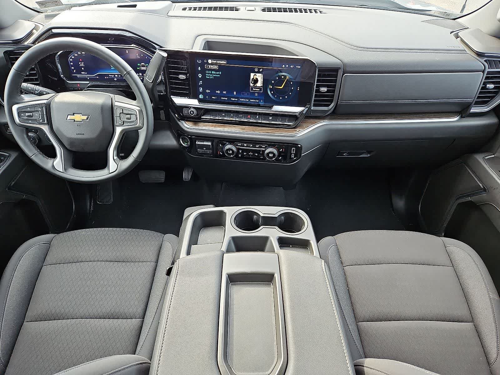 Used 2025 Chevrolet Silverado 1500 LT AWD/4WD image 11