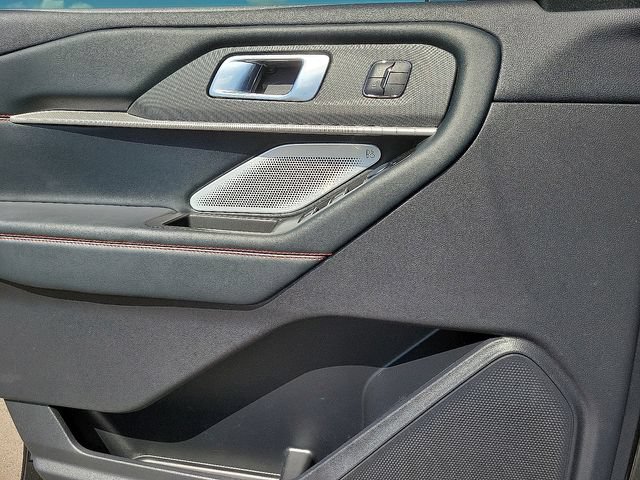 Used 2025 Ford Explorer ST RWD image 20