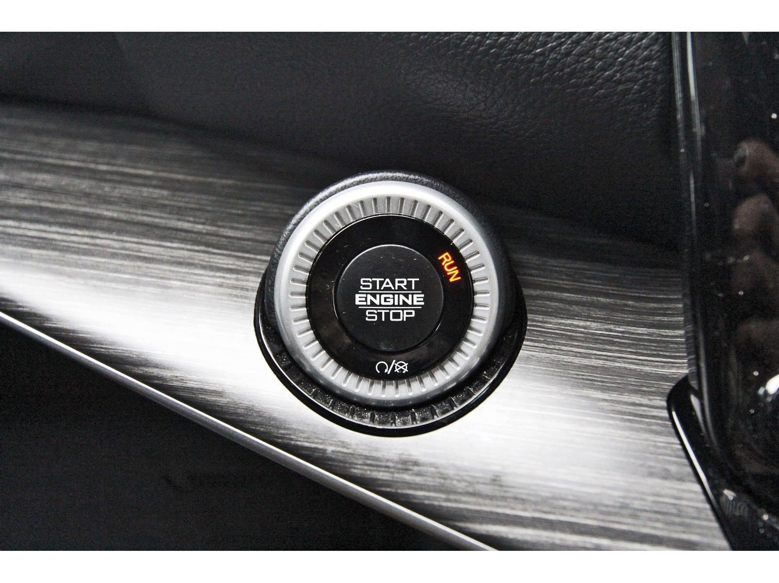 Used 2023 Jeep Wagoneer Series III w/ Preferred Equipment Group AWD/4WD image 21