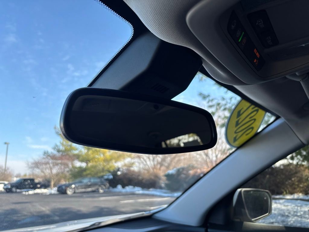 Used 2022 GMC Terrain SLE w/ Driver Convenience Package image 34