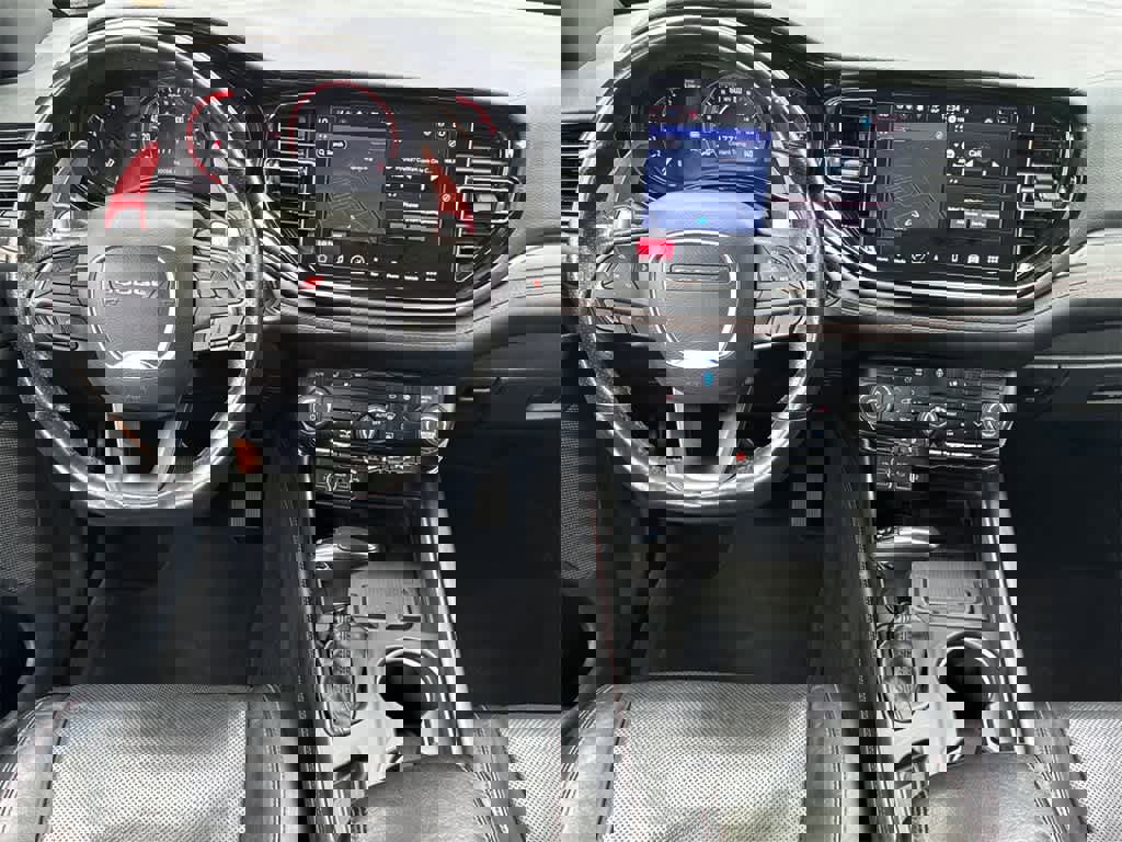 Used 2021 Dodge Durango R/T image 22