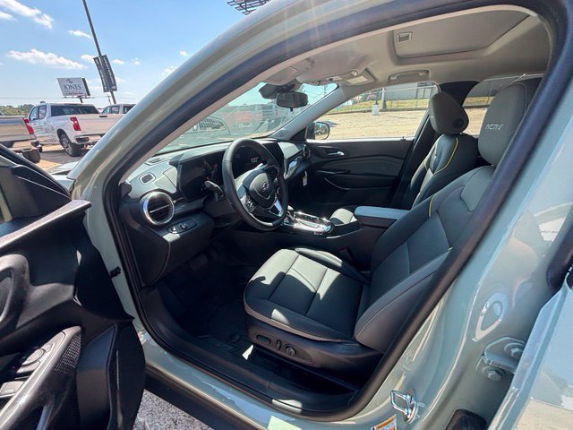 New 2026 Chevrolet Trax ACTIV w/ Sunroof Package FWD image 11