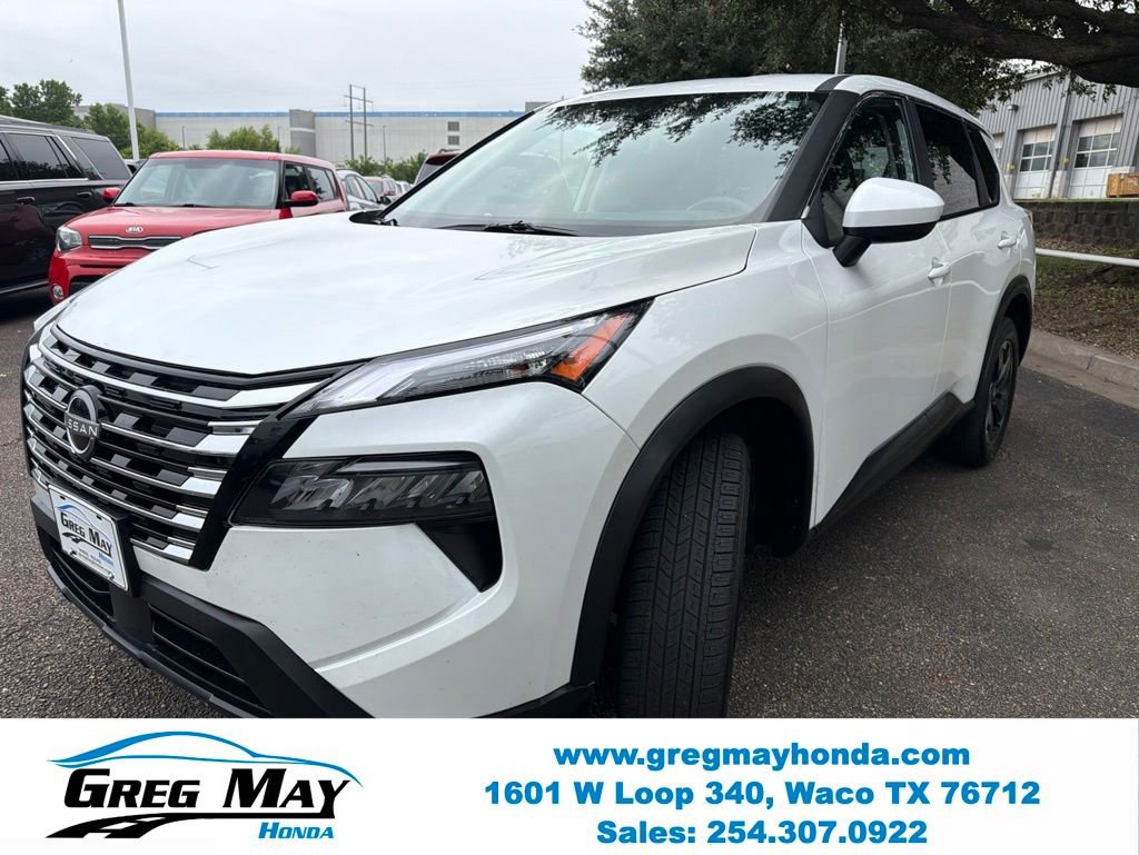 Used 2025 Nissan Rogue SV FWD image 7