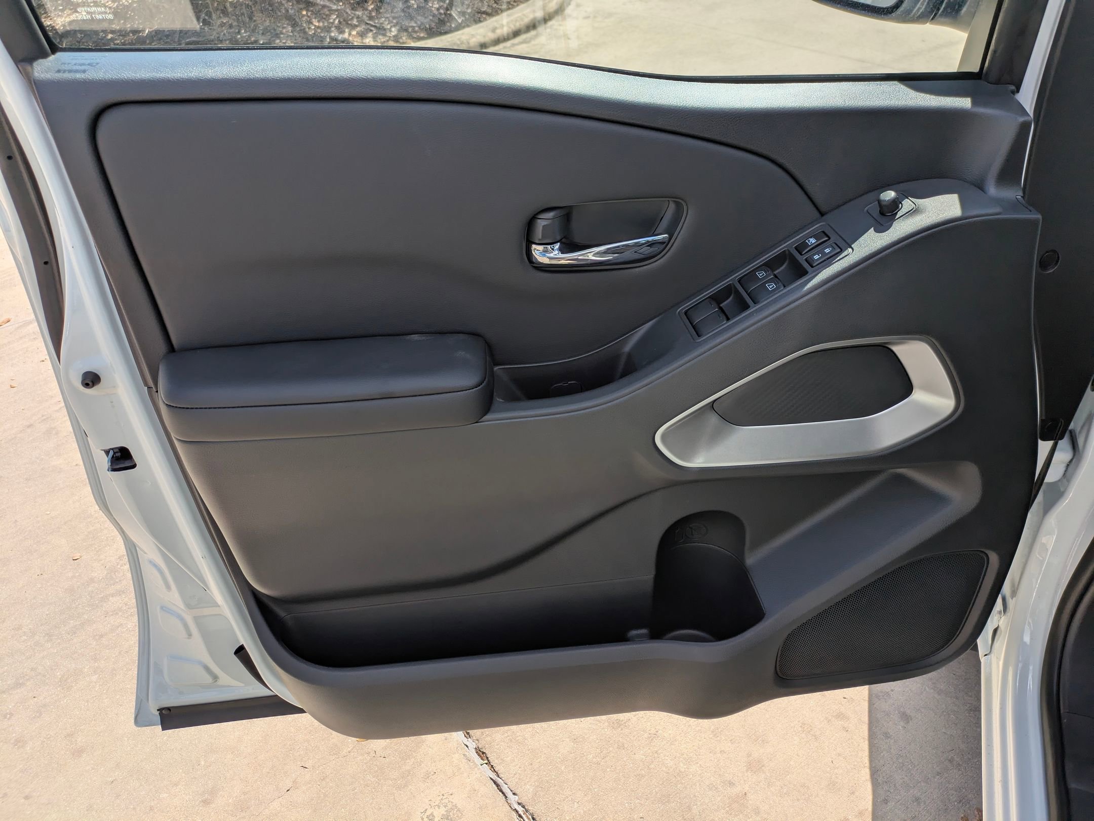 New 2026 Nissan Frontier SV image 11