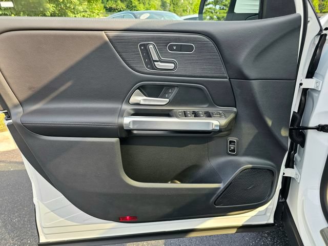 New 2026 Mercedes-Benz GLB 250 4MATIC image 21