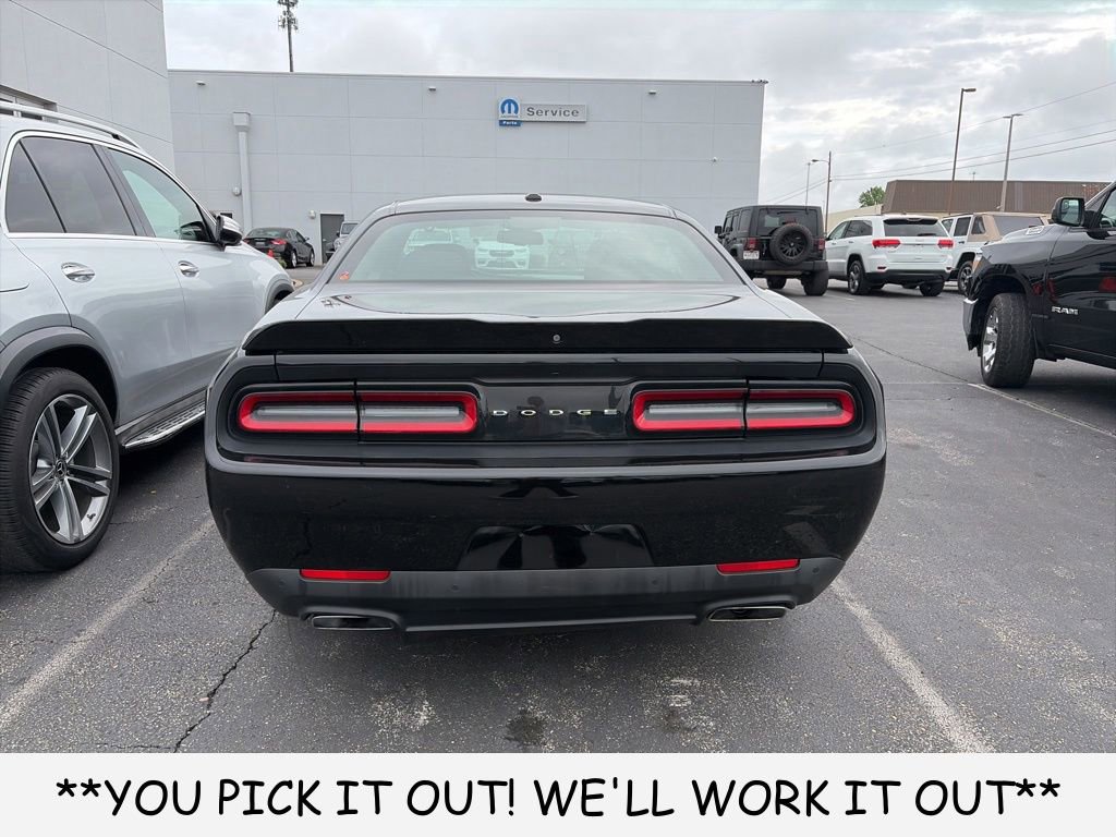 Used 2021 Dodge Challenger R/T RWD image 5