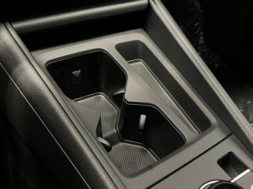 New 2026 Volkswagen Tiguan SE AWD/4WD image 11
