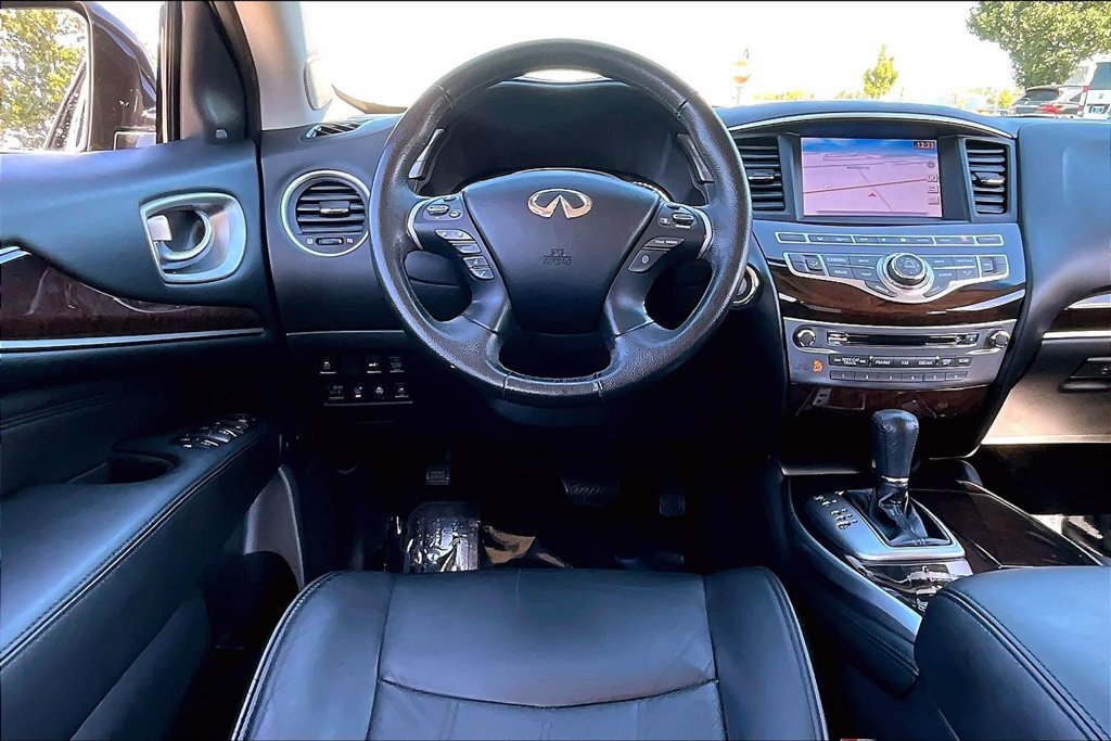 Used 2013 INFINITI JX35 AWD w/ Premium Pkg image 17