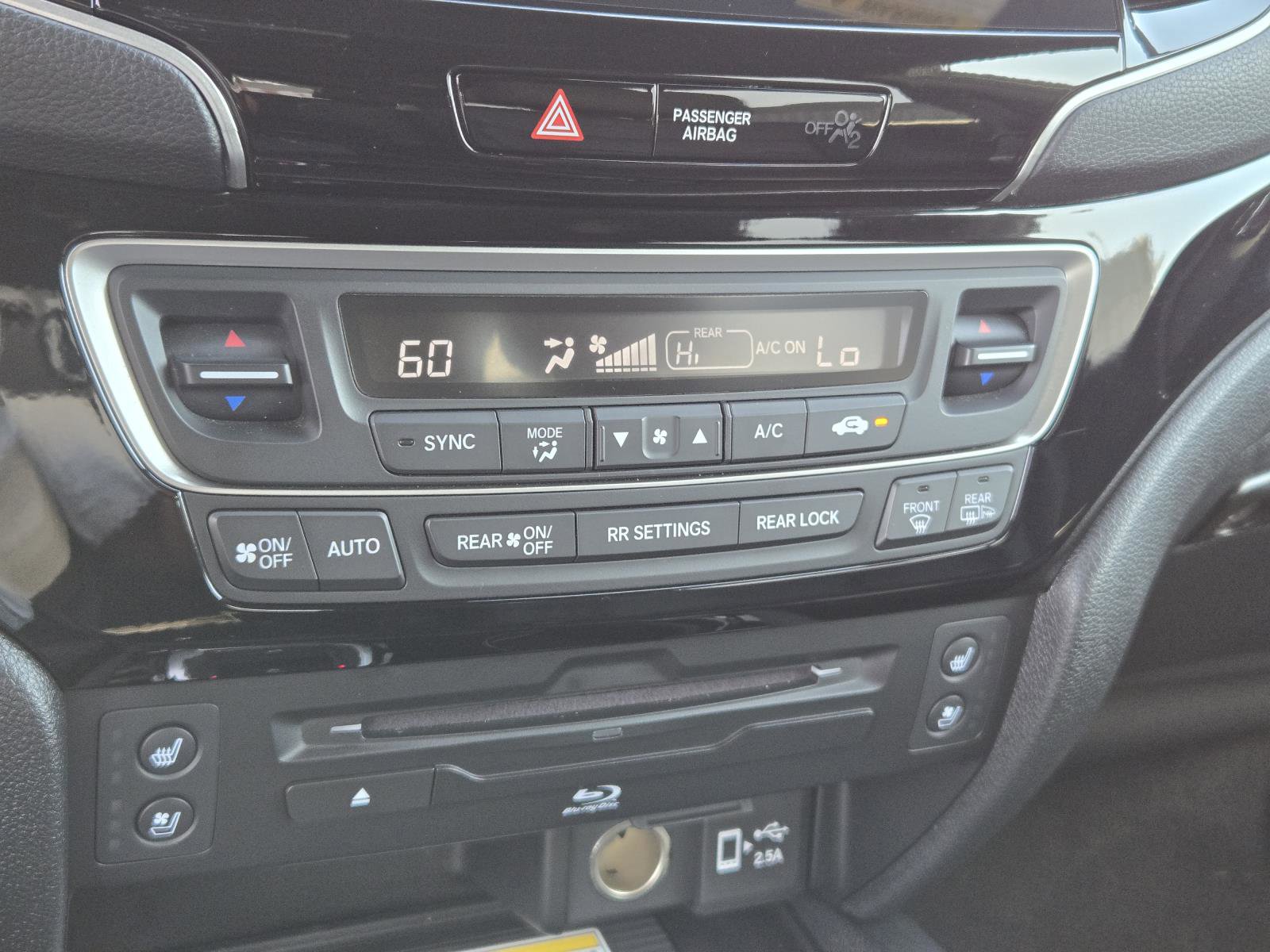 Used 2022 Honda Pilot Black Edition image 11