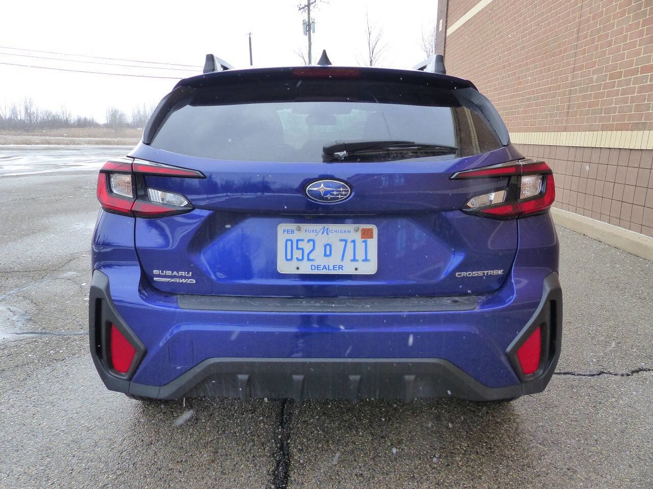 Used 2024 Subaru Crosstrek 2.0i Premium AWD/4WD image 7