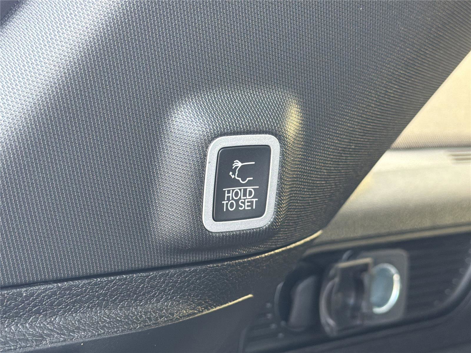 New 2025 Jeep Grand Cherokee Limited w/ Black Appearance Package image 20