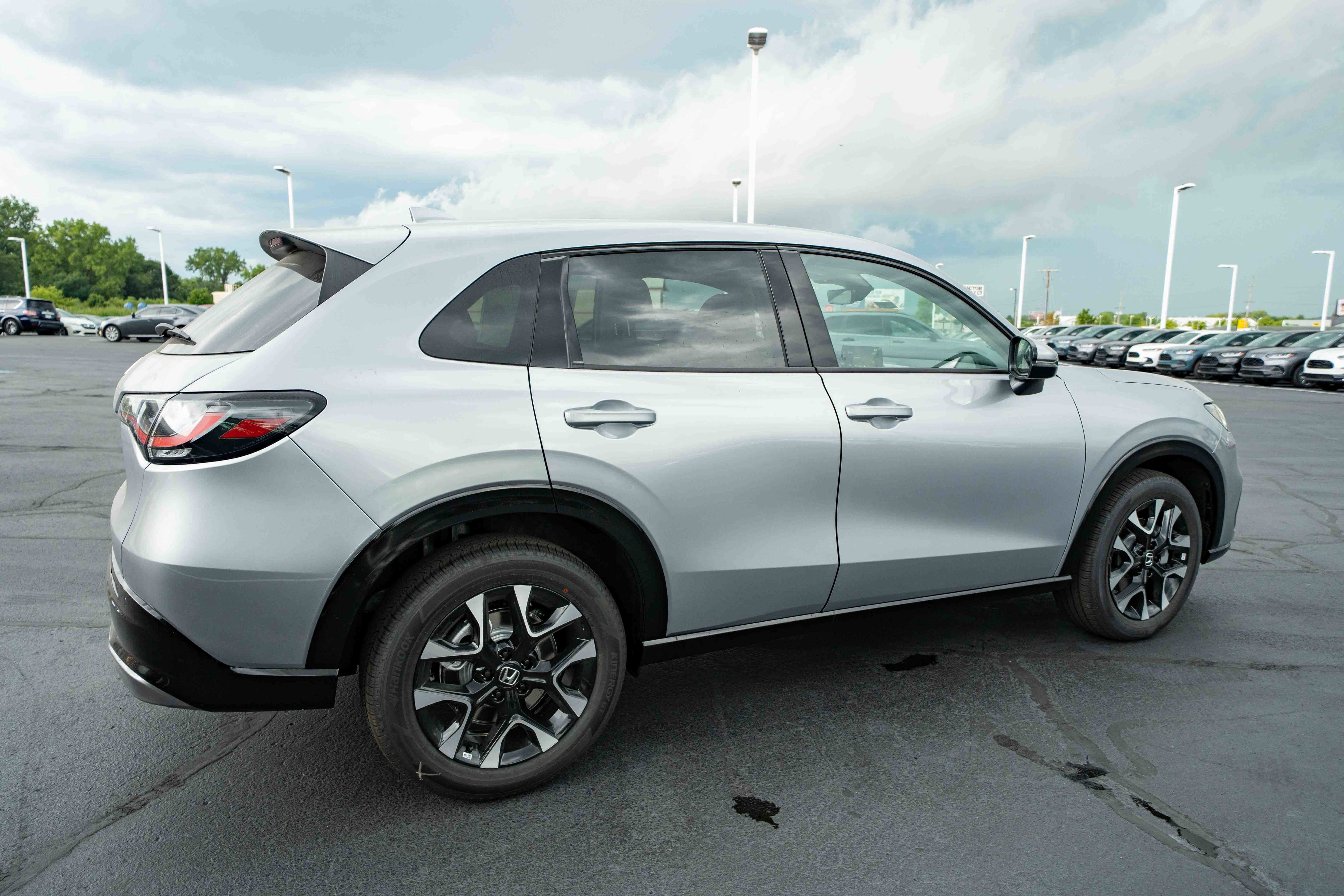 New 2026 Honda HR-V EX-L image 6