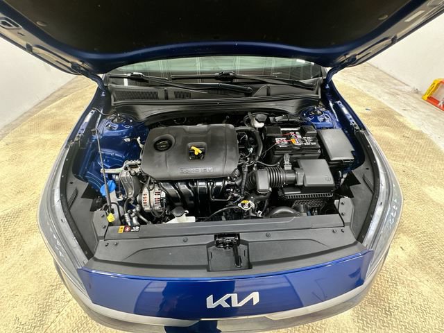 Used 2023 Kia Forte LXS w/ LXS Technology Package FWD image 18