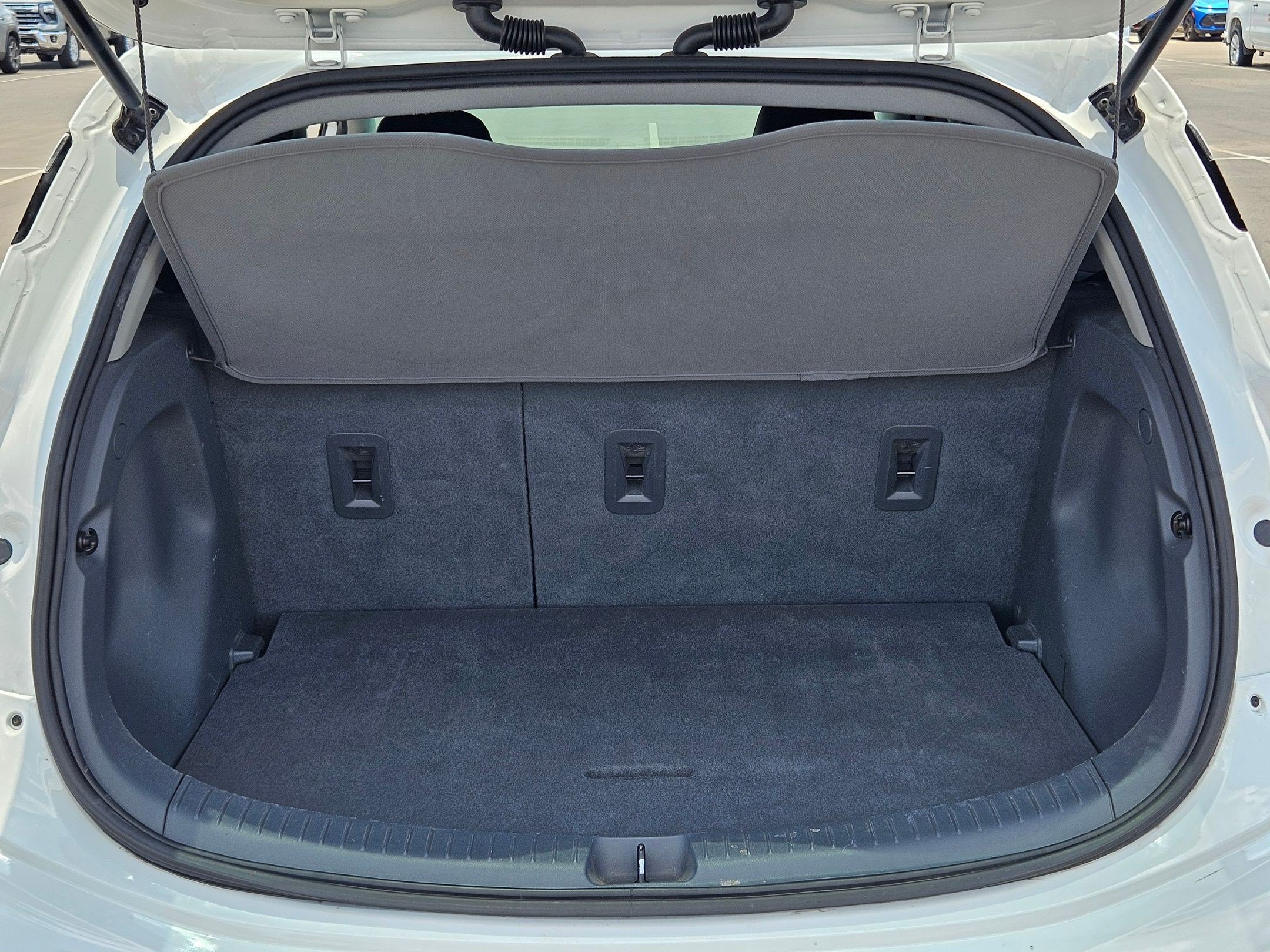 Certified 2019 Chevrolet Bolt Premier w/ Infotainment Package FWD image 27