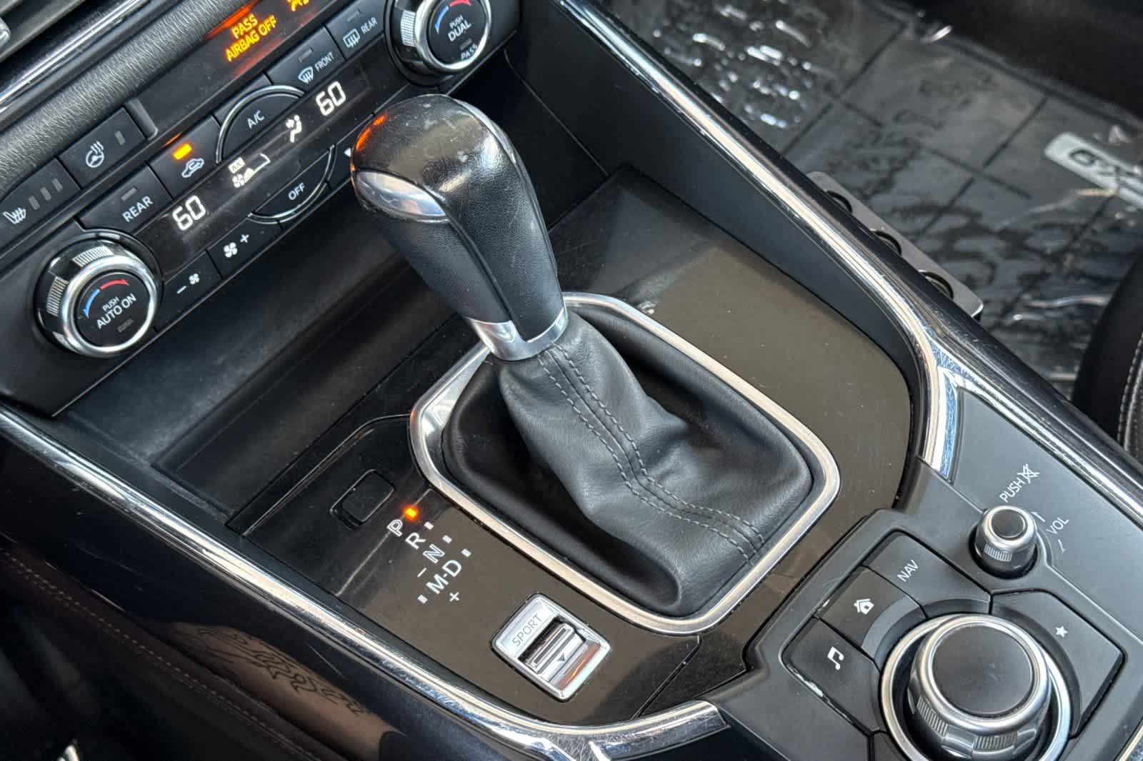 Used 2018 MAZDA CX-9 Grand Touring AWD/4WD image 23