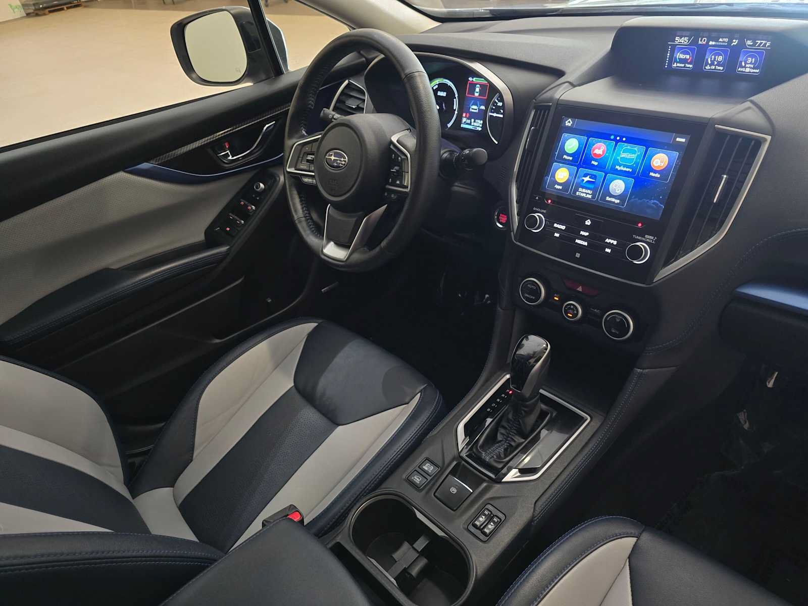 Used 2019 Subaru Crosstrek Hybrid w/ Moonroof Package w/Navigation AWD/4WD image 30