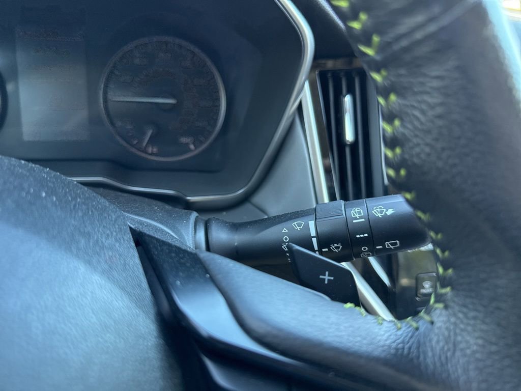 Used 2025 Subaru Outback Onyx Edition image 28